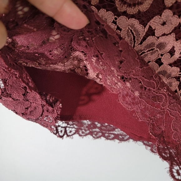 NEW TOBI Andei Burgundy Lace Shift Dress Sz S/P Short Sleeve Line Cocktail Party - Picture 6 of 12